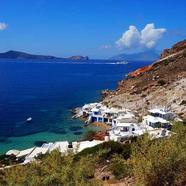 9 Day Hidden Gems of the Greek Cyclades